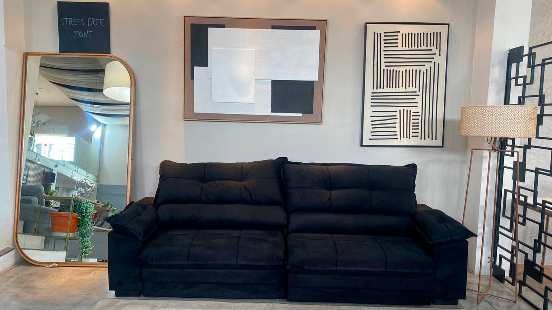 Como Usar Quadros e Espelhos para Valorizar Sua Sala